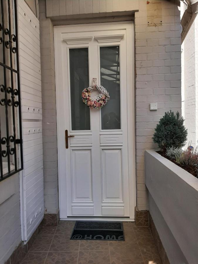 Newone Apartman Sopron Exterior foto