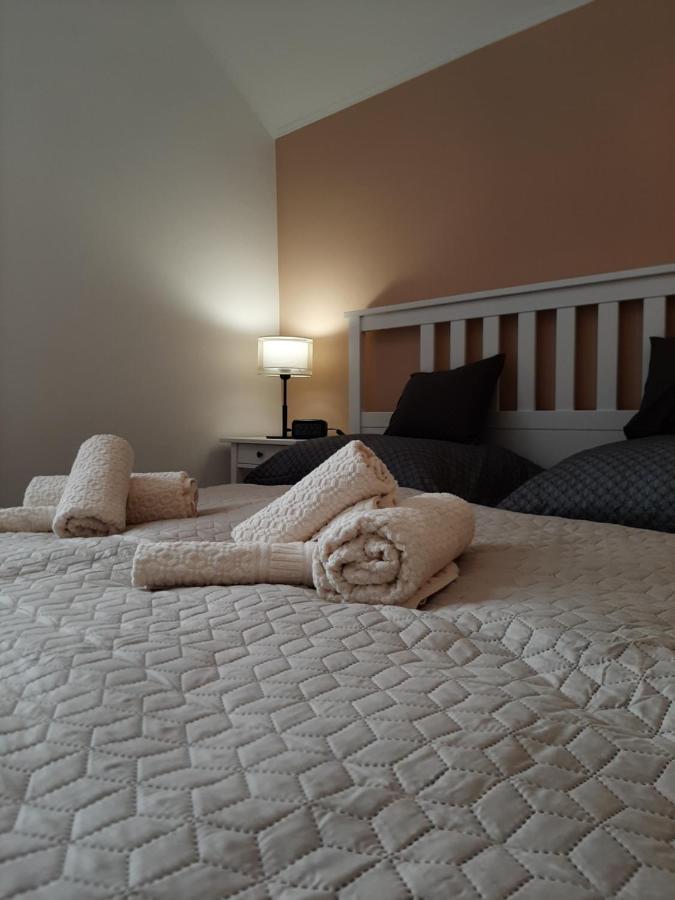 Newone Apartman Sopron Exterior foto